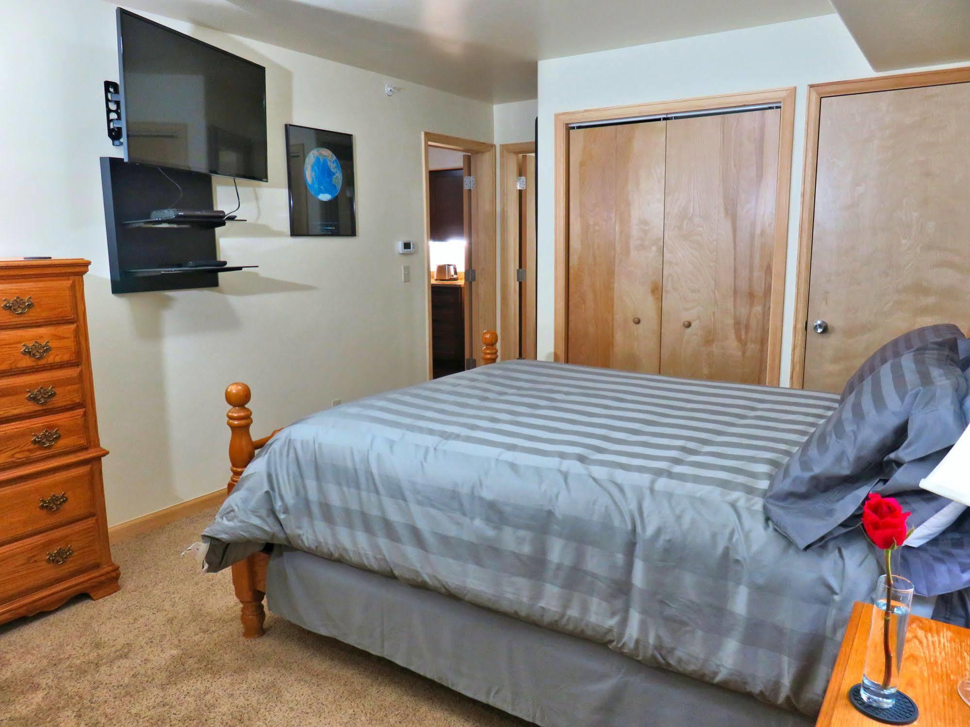 Mein Haus Bed&Breakfast Avon Exterior foto